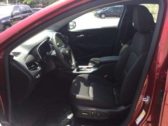 2017 Chevrolet Malibu LT 4dr Sedan